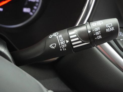 New 2026 Chevrolet Blazer LT w/ Convenience Package FWD image 26