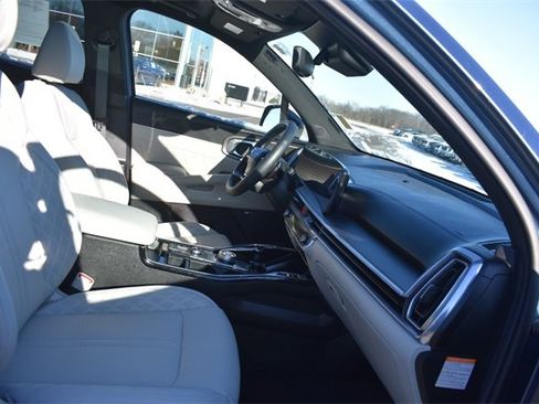 Certified 2026 Kia Sorento SX Prestige image 15
