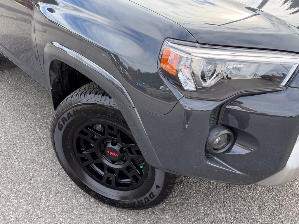 Used 2024 Toyota 4Runner TRD Off-Road Premium w/ Off Road Premium Plus Package AWD/4WD image 2