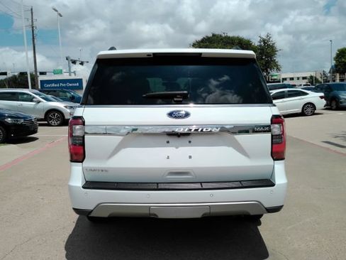 Used 2021 Ford Expedition Max Limited RWD image 9
