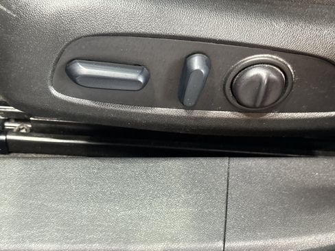Used 2024 Chevrolet Malibu LT FWD image 12