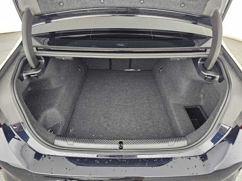 Used 2026 BMW 550e xDrive w/ Premium Package AWD/4WD image 14
