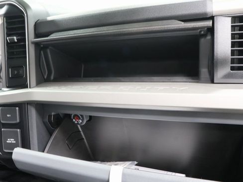 New 2026 Ford F250 XLT w/ XLT Premium Package image 28