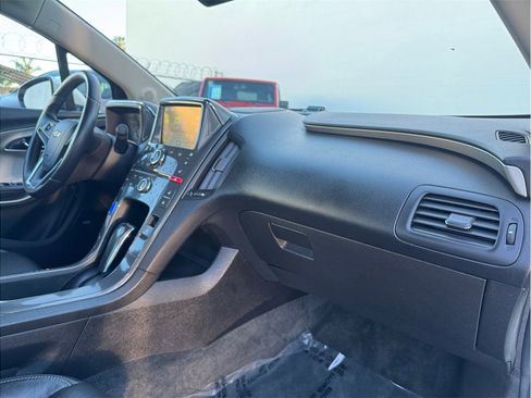 Used 2013 Chevrolet Volt Premium w/ Premium Trim Package image 20