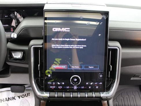 New 2026 GMC Yukon Denali image 17