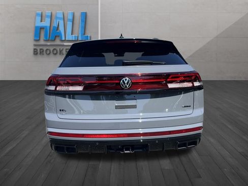 Certified 2025 Volkswagen Atlas Cross Sport SEL R-Line AWD/4WD image 5