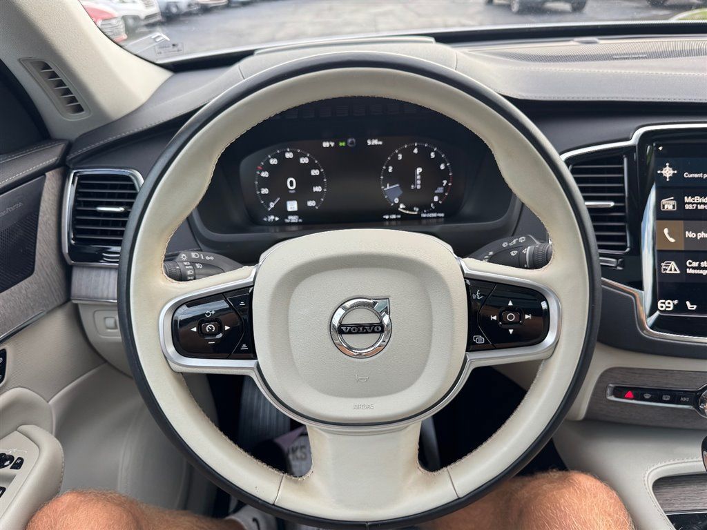 Used 2022 Volvo XC90 T6 Inscription w/ Advanced Package AWD/4WD image 11