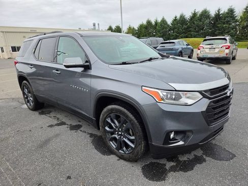 Used 2020 Chevrolet Traverse RS w/ LPO, Floor Liner Package AWD/4WD image 21