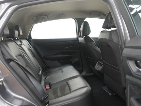 Used 2023 Nissan Ariya FWD image 12