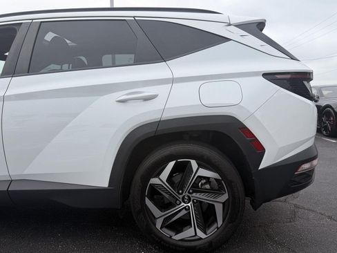 Used 2023 Hyundai Tucson SEL w/ Convenience Package FWD image 3