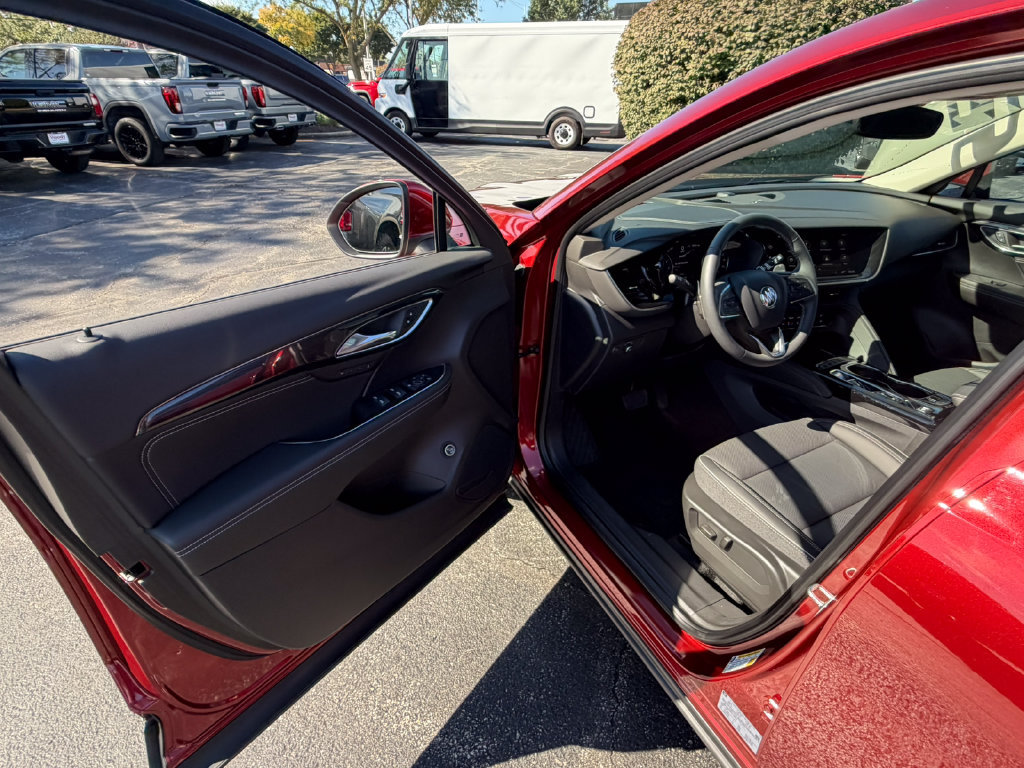 Used 2023 Buick Envision Essence AWD/4WD image 25