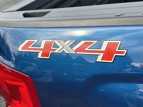 Used 2017 Chevrolet Silverado 1500 High Country image 11