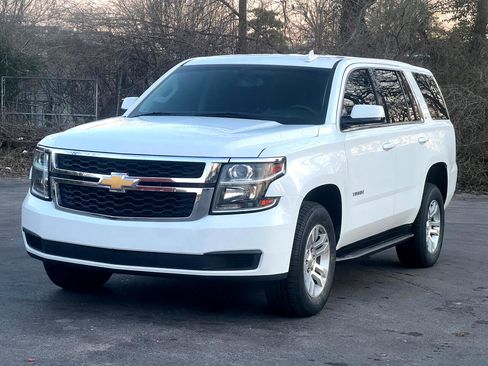 Used 2015 Chevrolet Tahoe 4WD image 2