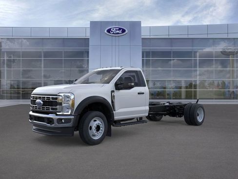 New 2025 Ford F550 XL w/ XL Chrome Package image 1