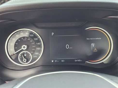 Used 2024 Genesis G70 2.5T image 12