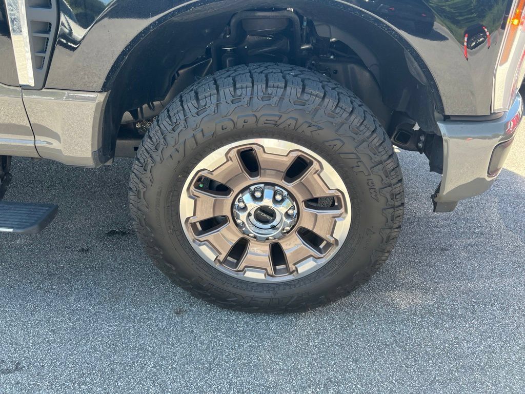 Used 2026 Ford F250 King Ranch AWD/4WD image 4