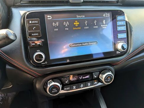 Used 2024 Nissan Versa SR FWD image 20