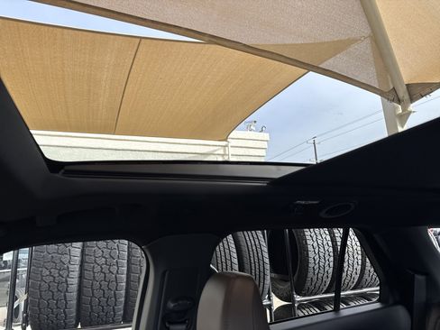 New 2026 Ford Explorer Platinum image 37