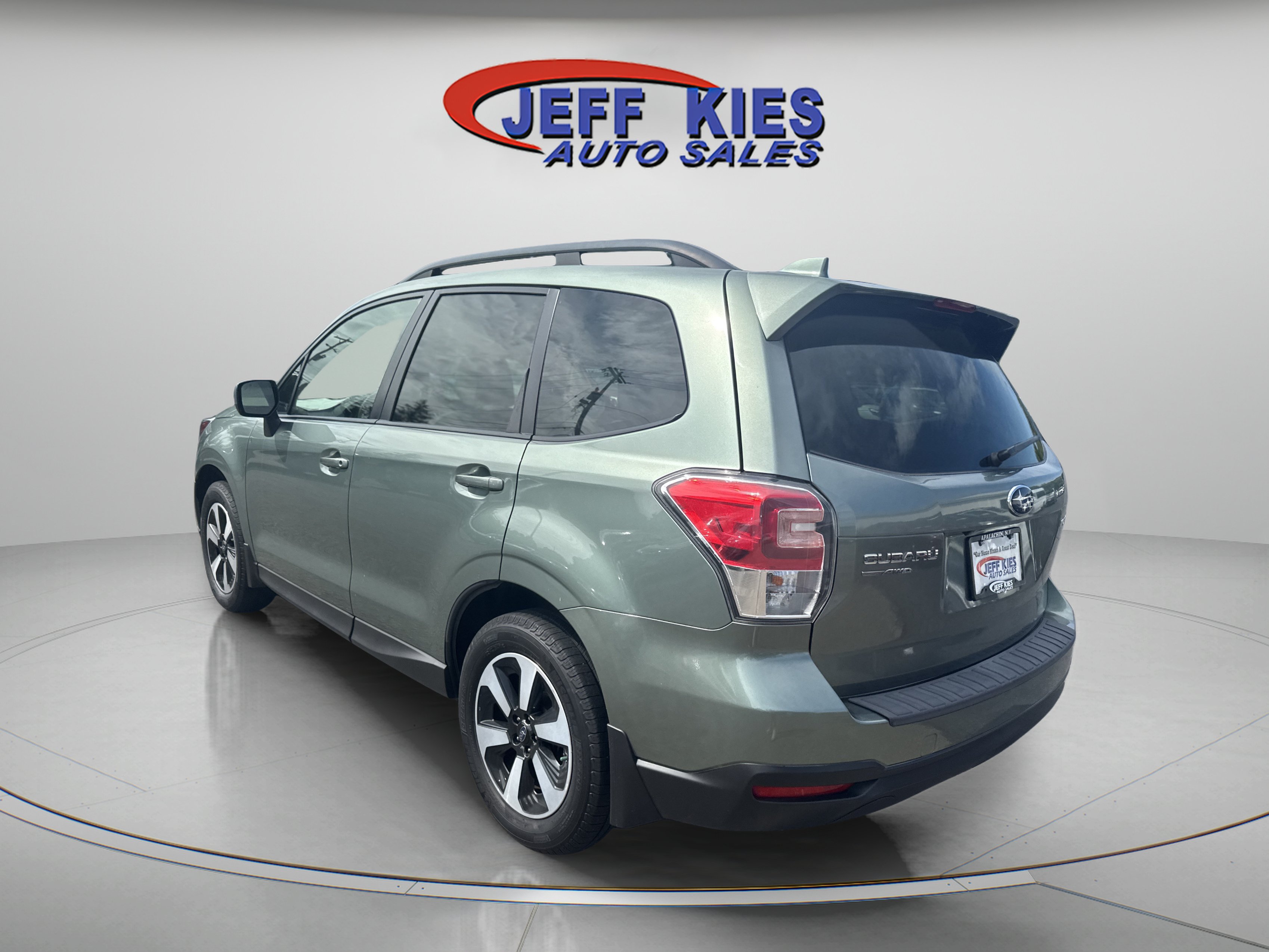 Used 2018 Subaru Forester 2.5i Premium AWD/4WD image 7