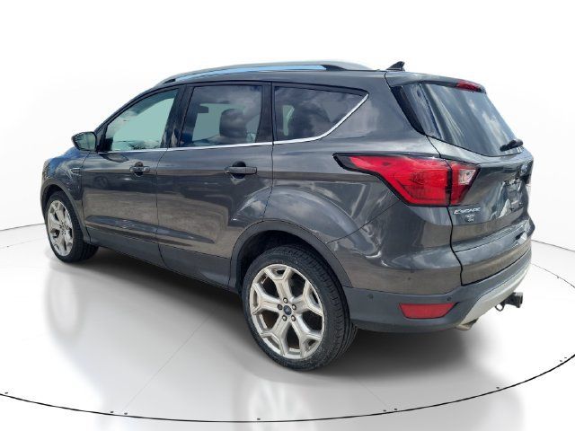 Used 2019 Ford Escape Titanium w/ U9j03 - Titanium Tow Package AWD/4WD image 3