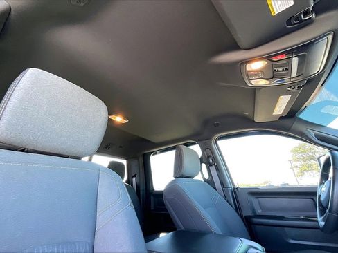 Used 2024 RAM 3500 Tradesman w/ Chrome Appearance Group image 28