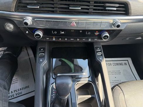 Used 2022 Kia Telluride EX w/ EX Premium Package AWD/4WD image 43