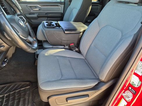 Used 2022 RAM 1500 Big Horn AWD/4WD image 16
