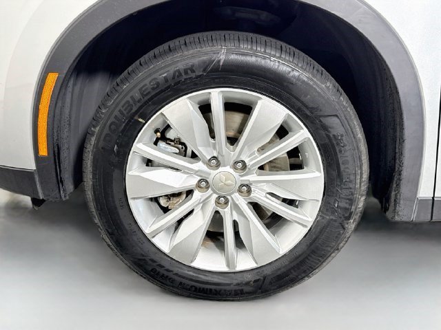 Used 2025 Mitsubishi Outlander ES FWD image 37