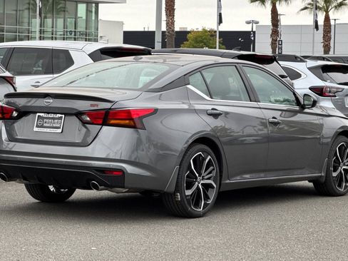 New 2025 Nissan Altima 2.5 SR w/ SR Premium Package image 4