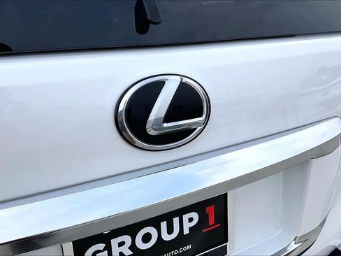 Used 2021 Lexus GX 460 Luxury w/ Accessory Package AWD/4WD image 31