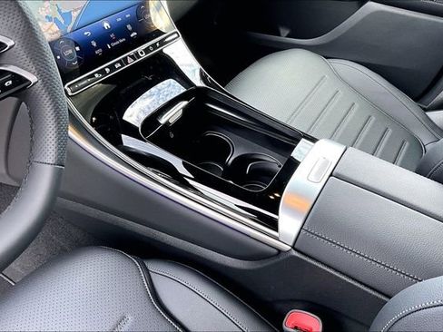 New 2025 Mercedes-Benz GLC 350e 4MATIC image 7