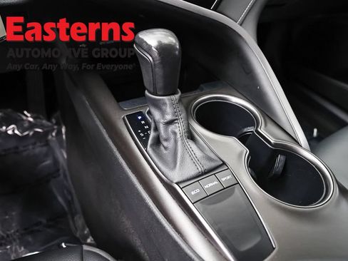 Used 2024 Toyota Camry SE FWD image 12