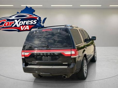 Used 2016 Lincoln Navigator Select AWD/4WD image 13