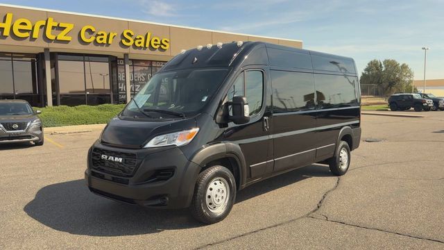 Used 2025 RAM ProMaster 2500 FWD image 4