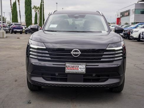 New 2026 Nissan Kicks SV image 2