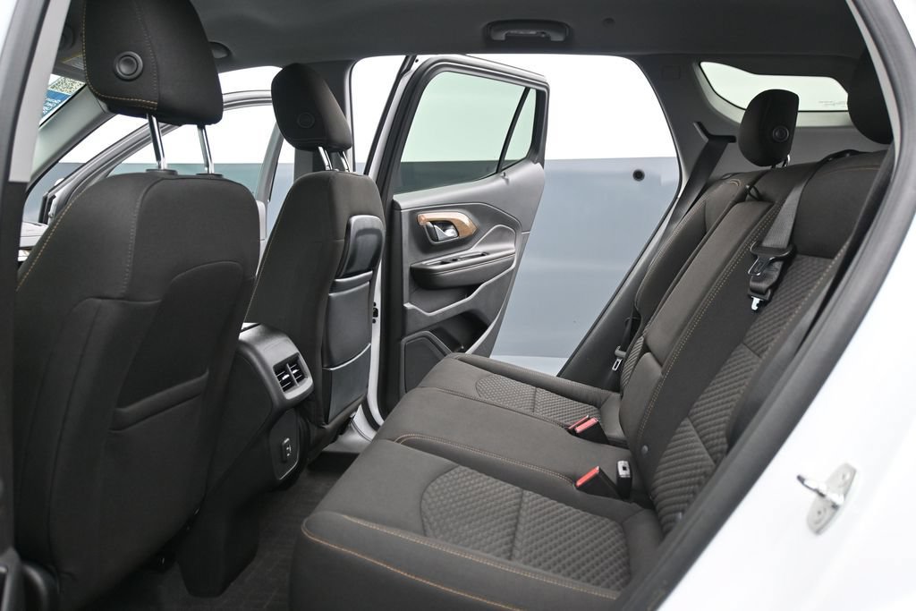 Used 2020 GMC Terrain SLE w/ Driver Convenience Package AWD/4WD image 17