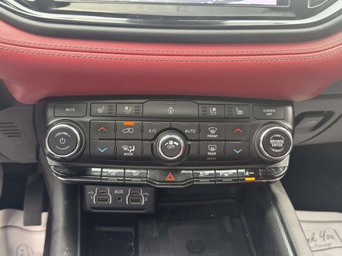 Used 2022 Dodge Durango R/T AWD/4WD image 28