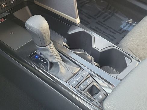 Certified 2025 Toyota Camry LE image 30