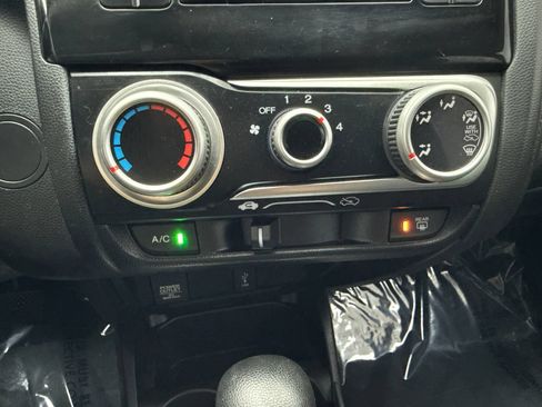 Used 2019 Honda Fit LX image 28