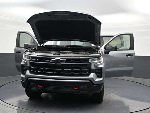 Used 2024 Chevrolet Silverado 1500 LT Trail Boss w/ Convenience Package II AWD/4WD image 37