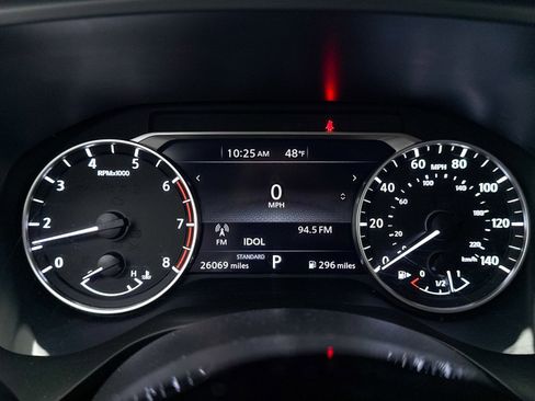 Used 2023 Nissan Rogue SV image 34