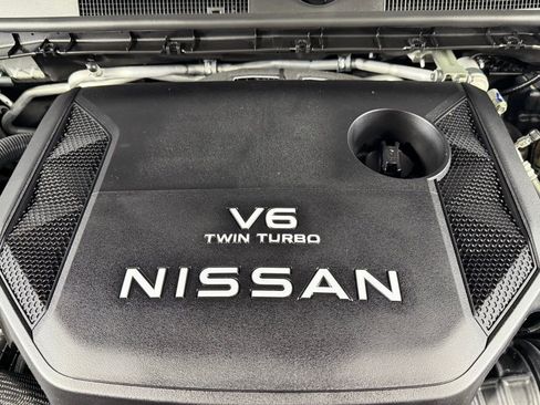 Used 2025 Nissan Armada SL w/ Captain's Chari Seat Package image 39