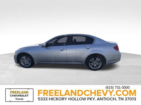 Used 2012 INFINITI G37 x w/ Premium Pkg image 6
