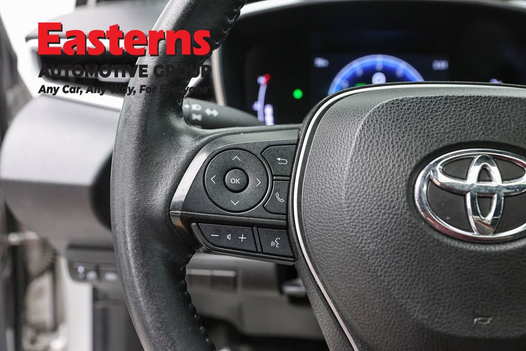 Used 2023 Toyota Corolla XSE FWD image 16