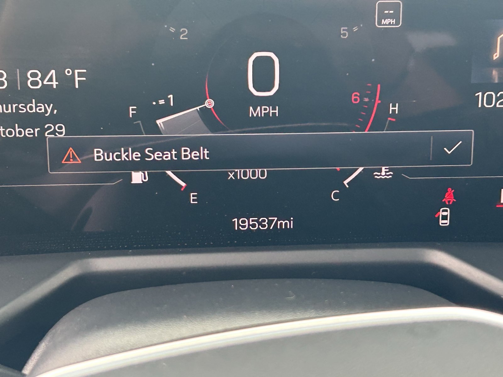 Used 2026 GMC Acadia Elevation w/ Elevation Premium Package FWD image 18