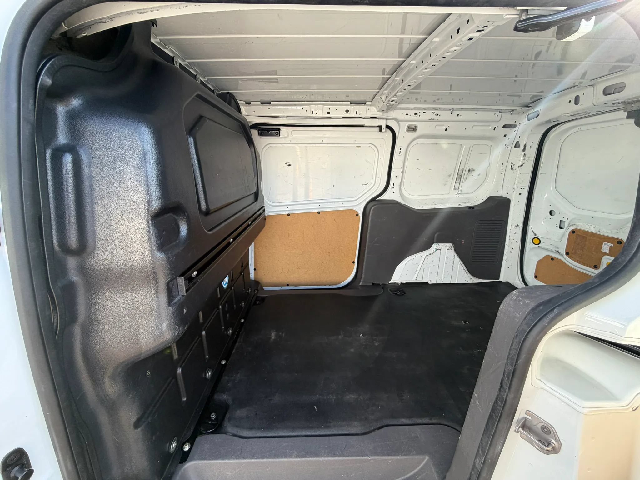 Used 2021 Ford Transit Connect XL FWD image 12