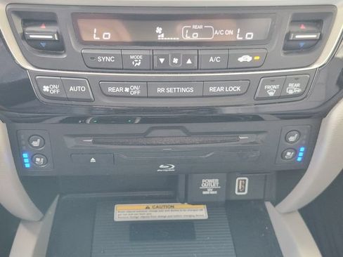 Used 2019 Honda Pilot Elite image 20
