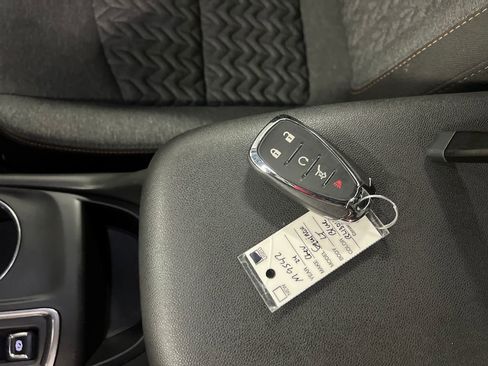 Used 2024 Chevrolet Equinox LT AWD/4WD image 29