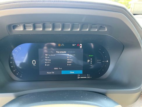 New 2026 Volvo XC90 T8 Ultra w/ Protection Package Premier AWD/4WD image 14