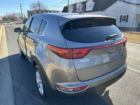 Used 2018 Kia Sportage LX image 14
